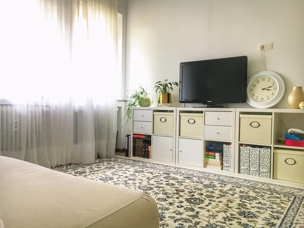 Small cosy studio close to the public transportation and shopping street in one  Woluwe-Saint-Lambert, Belgium Small appartement close to Montgomery Entire condo vacation rental 37199226