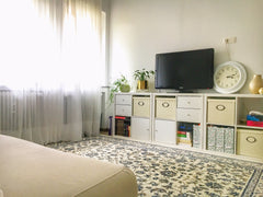 Small cosy studio close to the public transportation and shopping street in one  Woluwe-Saint-Lambert, Belgium Small appartement close to Montgomery Entire condo vacation rental 37199226
