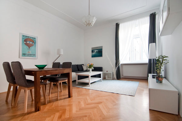 Fully furnished and equipped 1 bedroom apartment with large separate living room Vienna, Austria Longterm: Fully furnished bedroom apt, central NEW Entire rental unit vacation rental 10159658