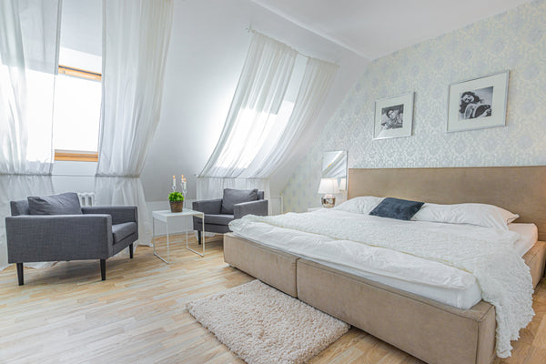 Air-conditioning !!!<br />Prostorný, útulný apartmán s velkou manželkou postelí, Prague, Czechia Apartment Tamara with Air-conditioning and parking Entire rental unit vacation rental 46539181