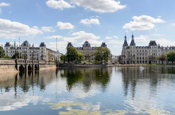 The whole group will enjoy easy access to the center of Copenhagen. 1 master bed  Lovely 3 bedroom apartment @ center of Copenhagen Entire rental unit vacation rental 667406658590946502