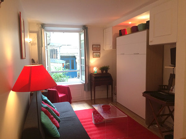 A quelques mètres des Abbesses, quartier très animé : Commerces - Restaurants -  Paris, France Studio coeur de Montmartre Entire rental unit vacation rental 11112256