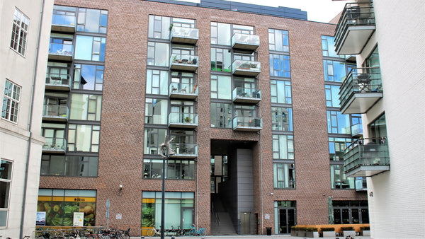 Nice apartment in Amerika Plads close to the little Mermaid, Langelinie and abou  Lovely apartment in Amerika Plads with 2 bedrooms. Entire rental unit vacation rental 671477586173447592