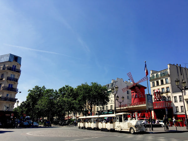 Bonjour,<br />Je mets à disposition un petit studio plein de charme au cœur de P Paris, France Studio au coeur de Pigalle Entire rental unit vacation rental 13808566