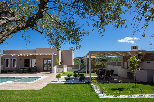 From summer days spent lounging by the pool & spa whirlpool to atmospheric eveni Greece Koin Villa Sunrise, A quiet idyll of rural bliss! Entire villa vacation rental 50150264