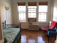 A very nice place in Bay Ridge, Brooklyn. 2min away from the park, 7min from the New York, NY Townhouse in Brooklyn · 3 bedrooms · 3 beds · 1 bath Private room in townhouse vacation rental 22408527
