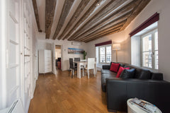 At the corner of centers of interest apartment of 47 m2 on the first floor on st Paris, France Cactus, 1BR/1BA, 5 people Entire rental unit vacation rental 20353452