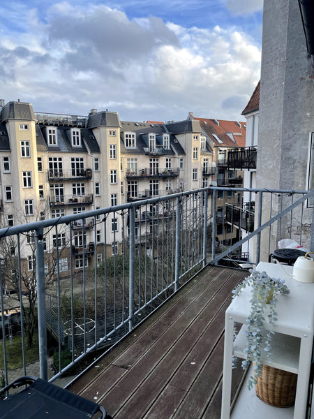 Fantastisk lejlighed i hjertet af Østerbro. Her får du ro, men har samtidig  kor Copenhagen, Denmark Skøn lejlighed med 2 altaner i hjertet af Østerbro Entire condo vacation rental 559096772116834293