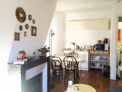 Petit studio d'époque avec cheminée en marbre. En plein centre du quartier latin Orléans, France Studio place Monge 5ième Paris Private room in rental unit vacation rental 19805265