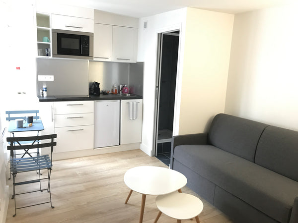 Charming small  studio situated in  