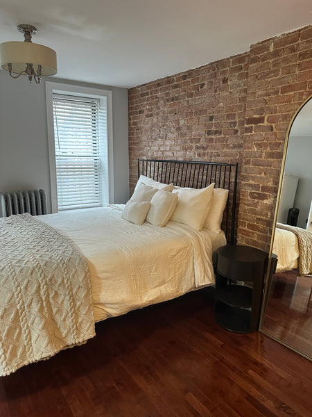 New York, NY Guest suite in The Bronx · 1 bedroom · 1 bed · 1 bath Private room in guest suite vacation rental 1019512928446717493