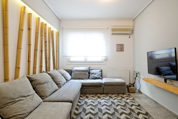 Fully renovated stylish and comfortable 45sqm flat. It is located in Pagrati,a b Athens, Greece Alda's Home,renovated apt.next to Athens center Entire rental unit vacation rental 29402226