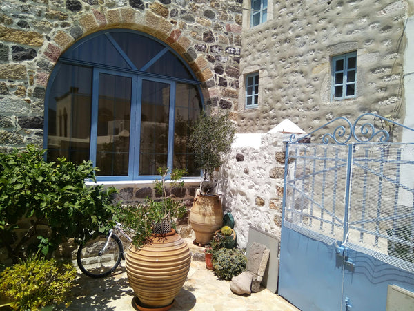 Two-storey Villa ,made of stone, ceilings 3.2 m. Located 150 meters from the sea Greece Victor's apartment No.1 ( 1st floor) Entire guesthouse vacation rental 16669375