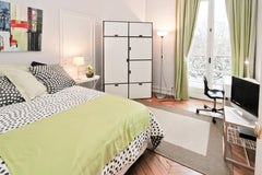 This big apartment, clearly divided into two parts so that  you have your own pr Paris, France Quartier latin on Luxembourg garden Private room in rental unit vacation rental 908363