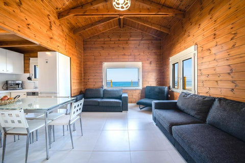 <b>The space</b><br />TerraZeus - Wooden House beachfront is wooden beachside ho Heraklion, Greece TerraZeus - Wooden House Beachfront Entire home vacation rental 16417866