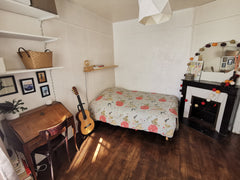 Welcome! Come and feel confortable in this cosy flat in the heart of 20e Paris d Paris, France Spacious room in a typical Parisian apartment Private room in bed and breakfast vacation rental 19500521