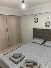 It's a 30sqm a bright and cool semi basement apartment located near the center o Athens, Attica, Greece Olas 1 bedroom apartment near the center of Athens Entire condo vacation rental 631278824775423418