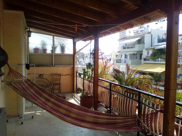 Cute, penthouse apartment in the 5th floor with perfect view of Lycabetus, Parni GR Cosy penthouse with a huge balcony and great view Entire rental unit vacation rental 50602272