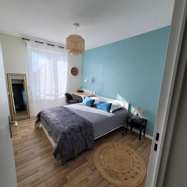 Ce logement climatisé de 90 m2 paisible, idéalement situé, offre un séjour déten Tomblaine, France Charmant logement à 10 min de Bordeaux centre. Entire vacation home vacation rental 663008210890664517