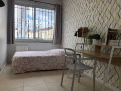 Appartement de 55 m2 constitué d'une cuisine toute équipée, avec coin repas et d Bordeaux, France Appartement de 3 chambres / 3 salles de bain Entire rental unit vacation rental 31826346