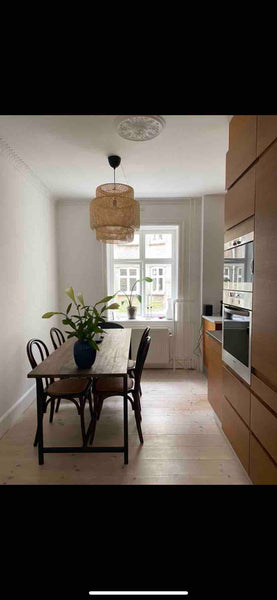 Nyd en stilfuld oplevelse i denne centralt beliggende bolig.  “Hyggelig” appartement in the heart of Copenhagen Entire rental unit vacation rental 52543749
