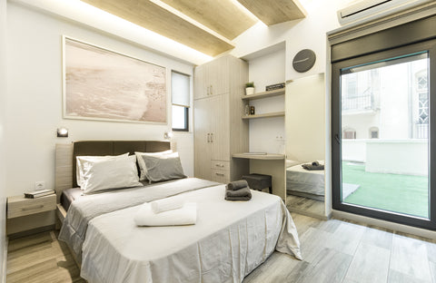 This beautifully renovated apartment with a cozy outdoor space in the very heart Thessaloniki, Greece Modern Aristotelous Studio with a Magic Balcony Entire rental unit vacation rental 17636290