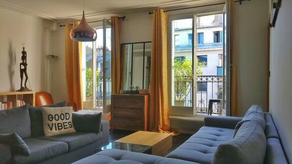 Stylish parisian flat in a lovely neighborhood. Subway Guy Moquet L13 at our doo Paris, France Stylish parisian 65m² flat near Montmartre Entire rental unit vacation rental 22684622