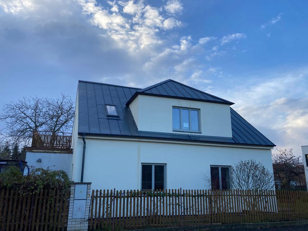 Nově zrekonstruovaný samostatný byt 2+1 s vlastním hlavním vchodem na klidném mí  Samostatný byt 2+1 v přízemí rodinného domu. Entire guest suite vacation rental 54347381