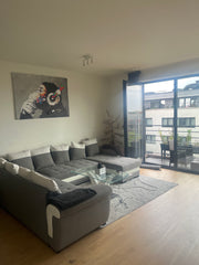 Détendez-vous dans ce logement calme et élégant.  Evere : superbe appartement avec1 chambre +terasse Entire rental unit vacation rental 675008744039522035