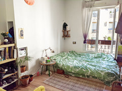 Chambre de 12m2, lumineuse, donnant sur une cours intérieur paisible, dans un ap Paris, France Cosy bedroom in nice area Private room in rental unit vacation rental 13711328