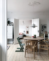 Smuk og lys lejlighed på 96 m2 i et roligt område på Østerbro i København. Lejli Copenhagen, Denmark Smuk og lys lejlighed i København tæt på metroen Entire condo vacation rental 588189613308783777