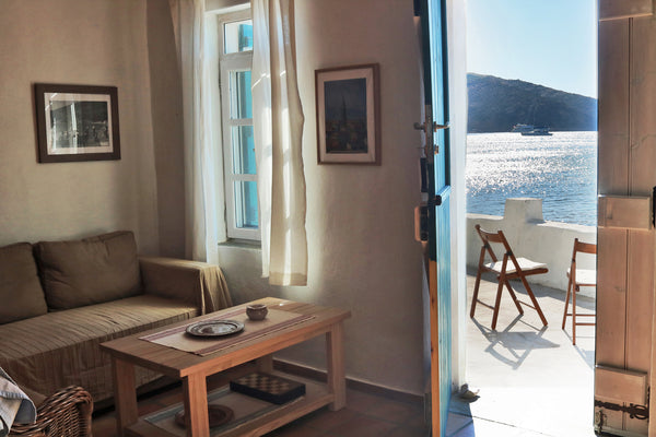 Enjoy your vacation under the relaxing sound of sea waves while staying in a uni Scottsdale, AZ Villa Zampia - Guesthouse Suite Cycladic home vacation rental 35350421