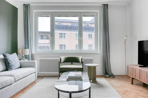 Show up and start living from day one in Vienna with this beautiful two-bedroom  Vienna, Austria Margareten 2BR w/ Elevator, 5 mins nr U4/U1 Entire rental unit vacation rental 615012997923859830