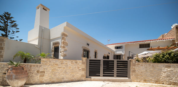 A house which dates from 1890 and completely renovated in 2022. This is a modern Kissamos, Greece Villa Konstantinos Entire villa vacation rental 44495258