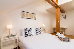 Located 400 metres from Staroměstské náměstí. This room is perfect place to expl Prague, Czechia Quaint Lovely ROOM  in City Center Private room in rental unit vacation rental 22433696