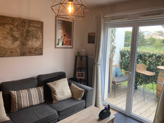 Appartement dans résidence calme, joliment aménagé avec cuisine, salon et chambr Mérignac, France T3 avec terrasse, proche aéroport, parking privé Entire condo vacation rental 588787866121222501