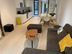 Dans une maison d’époque remise à neuf. Situé entre la Galerie de la Reine et la  Duplex at the Grand Place Entire rental unit vacation rental 37083175