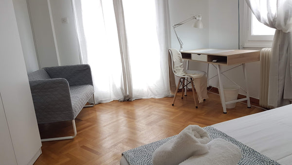A large apartment of 70 sq., sunny, airy and renovated, on the mezzanine located Athens, Greece Kiwi Apartment - Athens Center, 3 BD, 1 BATH Entire condo vacation rental 53100547