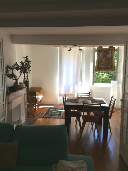 Très jolie appartement de 73 m2 situé dans le quartier Saint just dans le vieux   Jolie appartement 73m2 situé dans le 5 ème, Lyon Private room in rental unit vacation rental 28455816