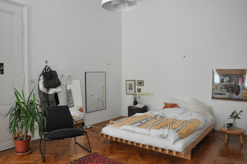 A lovely and sunny private room in a student flat.The room is situated next to t Vienna, Austria sunny room in Vienna / nearby Naschmarkt Private room in rental unit vacation rental 19512297