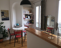 Renovated charming and bright apartment, spacious room with double bed and fully Paris, France Charming apartment in the center of Paris Entire rental unit vacation rental 18542762