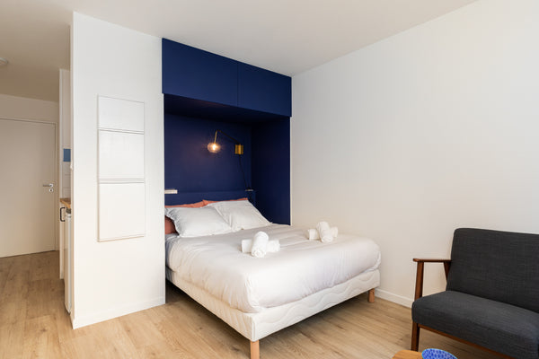 This apartment will charm you with its cozy atmosphere: modern decoration, very  Lyon, France Dify Eugène - Part Dieu Entire rental unit vacation rental 620104725681659040