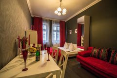 Quiet, cozy and comfortable studio apartment up for 4 people in Zizkov area but  Prague, Czechia RED modern studio by Ruterra Room in aparthotel vacation rental 516322