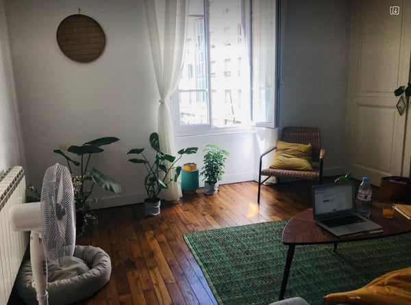 Charmant appartement situé dans le 7ème arrondissement.<br /><br />Quartier calm Bordeaux, France Chambre dans appartement coucouning Private room in rental unit vacation rental 44552977