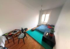 L'appartement fait 70 m2, et comporte une chambre avec un futon 2 places, une ch Paris, France Grand appartement idéalement situé Entire rental unit vacation rental 26171981