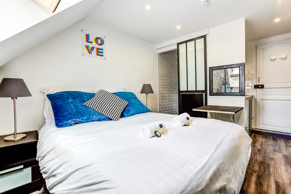 This charming studio, in the heart of the 10th arrondissement, is located in the  New Brightfull Studio Entire rental unit vacation rental 19325083