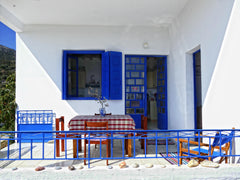 Detached Country House on Ligaridia Beach. On 4 acres full with olive trees , fr Naxos, Greece Ligaridia Country House Entire home vacation rental 17756584