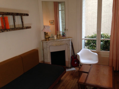 Appartement de 50m2 situé au coeur de Montmartre , dans une rue tres calme , pro Paris, France Flat in Montmartre Entire rental unit vacation rental 21389967