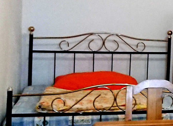 Nice cute flat in Prague Center. Railway station just 1 tram station nearby, 15   Cozy Flat in Prague Center for 1-2 people! Entire rental unit vacation rental 26802170