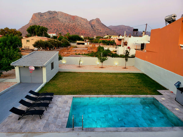 VILLA Sakrakis, is found just steps away from the breathtaking and famous beach   Seaview Villa with private pool,180m from the sea Entire villa vacation rental 716018306789439220